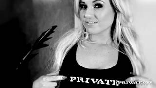 A fuck with this beautiful horny blonde A fuck with this beautiful horny blonde