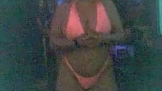 This milf dances for us on webcam This milf dances for us on webcam