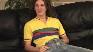 19 year old teen strips off and masturbates 19 year old teen strips off and masturbates