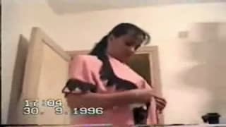 This Arab pleases her boyfriend by fucking This Arab pleases her boyfriend by fucking