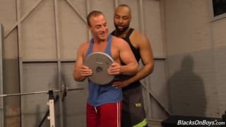 Two macho men who love to fuck in the gym Two macho men who love to fuck in the gym