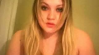 Chubby milf plays with herself on cam Chubby milf plays with herself on cam