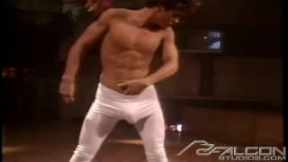 This guy gives us a great strip show! This guy gives us a great strip show!