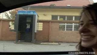 A horny couple who enjoys fucking outside