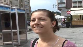 Picking her and brought her restaurant to fuck