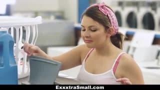 He fucked that slut at the laundromats He fucked that slut at the laundromats