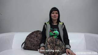 Job interview ended up fucking inside her pussy Job interview ended up fucking inside her pussy