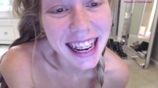 Nerdy you chick just wants to get wet Nerdy you chick just wants to get wet