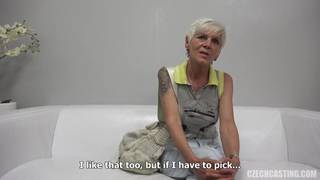 Hot old lady Evana loves playing dirty Hot old lady Evana loves playing dirty