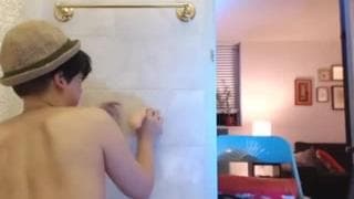 This young woman is enjoying a fucktoy