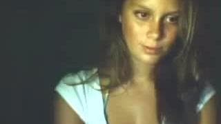 Cute teen fingers herself for max pleasure