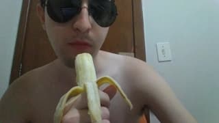 Inserting a banana in the asshole and playing Inserting a banana in the asshole and playing