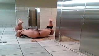 This chubby guy dildo's his wide ass This chubby guy dildo's his wide ass