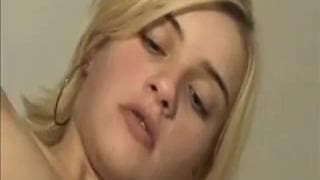 Amateur blonde has the skills of a pornstar Amateur blonde has the skills of a pornstar