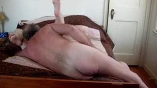 An afternoon of sex in bed to enjoy An afternoon of sex in bed to enjoy