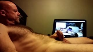 This straight daddy enjoys watching porn This straight daddy enjoys watching porn