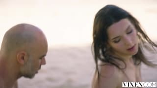 Fucking a sugar daddy in his private beach Fucking a sugar daddy in his private beach