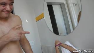Tricking his blindfolded girlfriend Tricking his blindfolded girlfriend