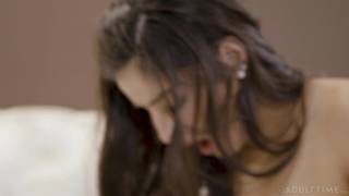 Lesbian facesitting and a lot of cunnilingus