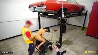 Nymphomaniac Becky is going to make an deal with the mechanic Nymphomaniac Becky is going to make an deal with the mechanic