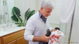 Sommer Isabella sucks dick in the bathtube Sommer Isabella sucks dick in the bathtube