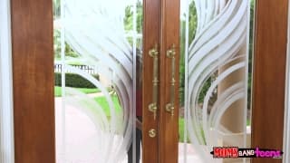 Slut leaves guy with a hard-on and Milf finishes him