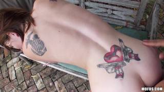 Daisy Owens is a hot reverse cowgirl babe