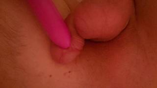 Using sextoys to make himself orgasm with a wank Using sextoys to make himself orgasm with a wank