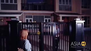 Asian girl goes to a hotel for a sexual encounter Asian girl goes to a hotel for a sexual encounter