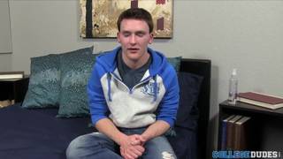 Hunk Ian Dempsey explodes solo Hunk Ian Dempsey explodes solo