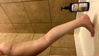 Shower girl is an amateur slut!