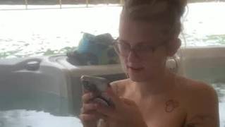 Amateur blonde amateur recording herself naked