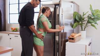 Kayley Gunner recognizes client and fucks him on her kitchen Kayley Gunner recognizes client and fucks him on her kitchen