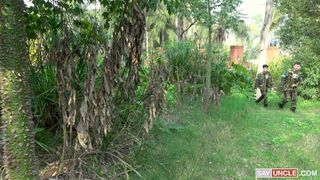 Military men sucking dick in the outdoors after a workout