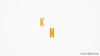 Weirdo Brad loves to fucks his girlfriend's and her friend's hair