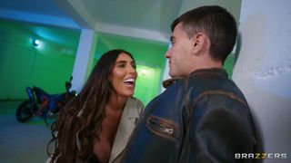 Tall Ava Knoxxx corners Jordi a in garage and sucks his cock