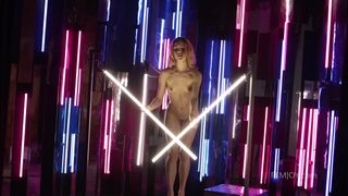 Alecia Fox shows off her incredible petite hot body