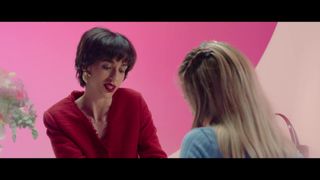 Lesbians Gia Green and Jane Jones at the nail salon fucking