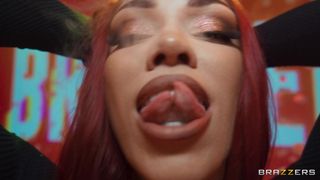 Abigaiil Morris and Octokuro licking each other before a threesome