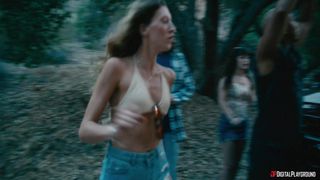 Addison Vodka and Ricky Johnson fucking behind the trees