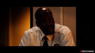Detective Elly Clutch fucks the famous pornstar Isiah Maxwell!